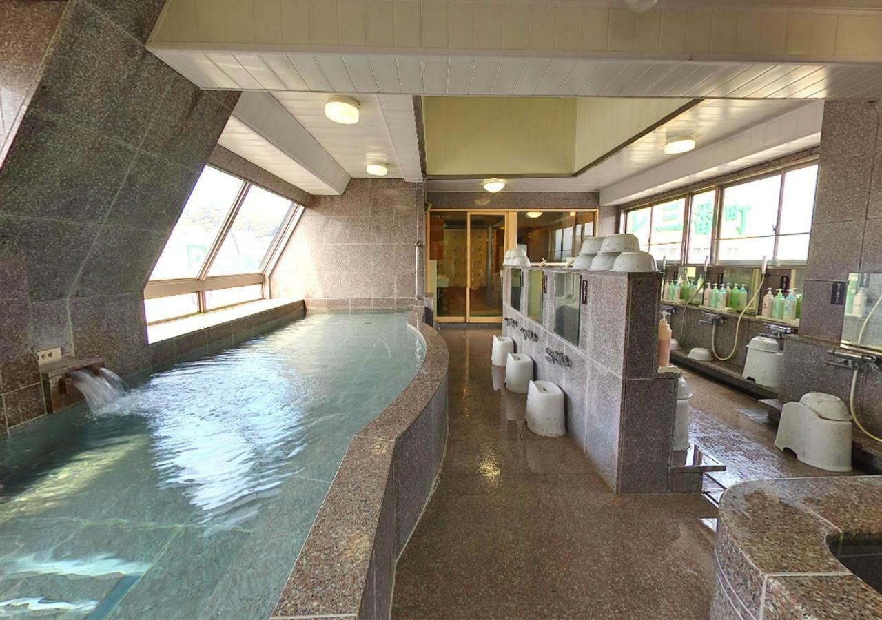 Hotel Sambancho Matsuyama  Extérieur photo